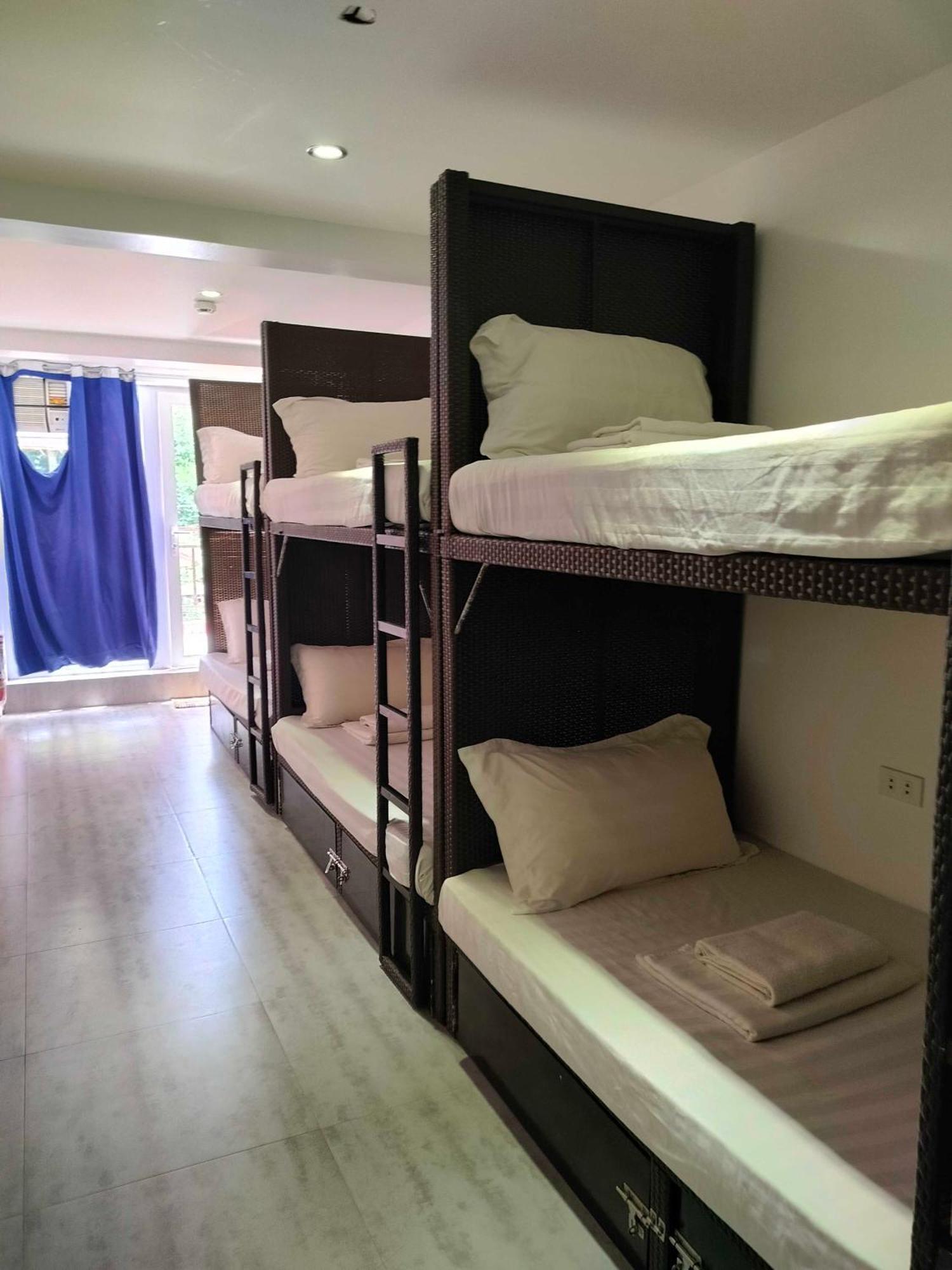 Chillax Boracay Hostel Yapak Phòng bức ảnh